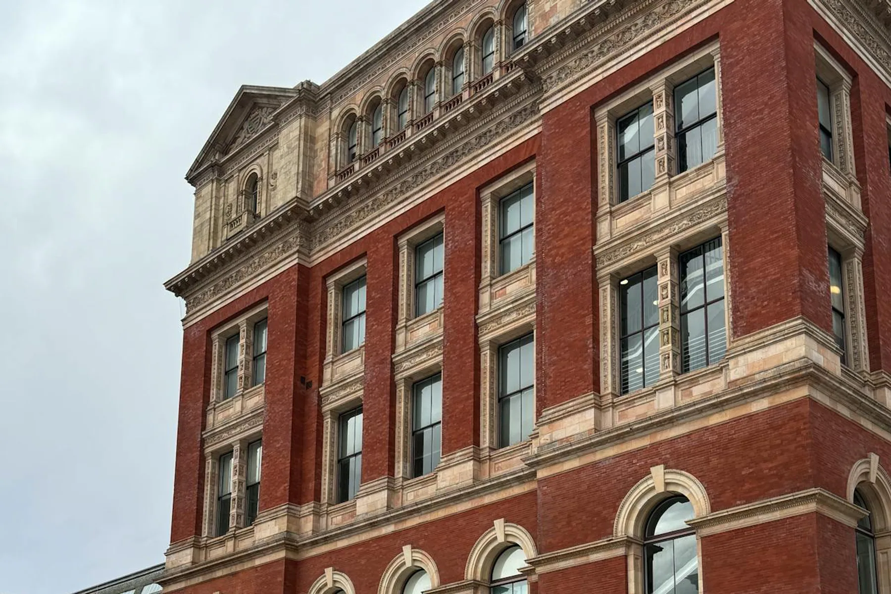 V&A 博物馆中文讲解 封面图